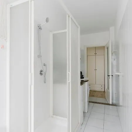 Colombo Center Welcome A&a