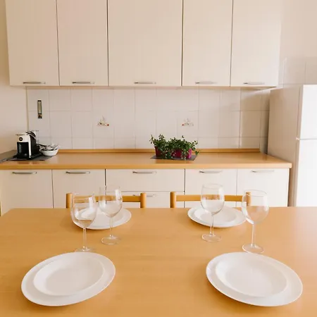 Colombo Center Welcome A&a