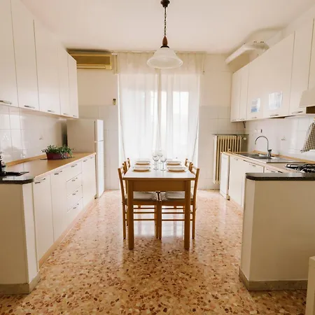 Colombo Center Welcome A&a