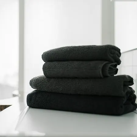 Colombo Center Welcome A&a Santhià