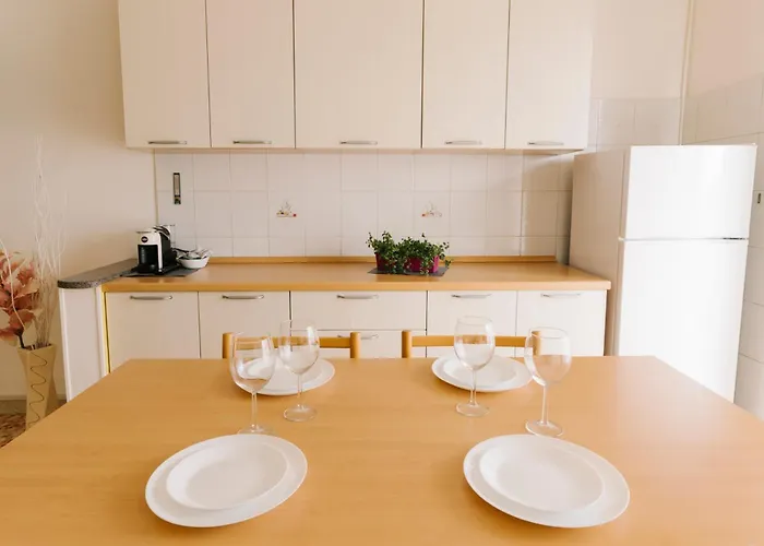 Colombo Center Welcome A&a