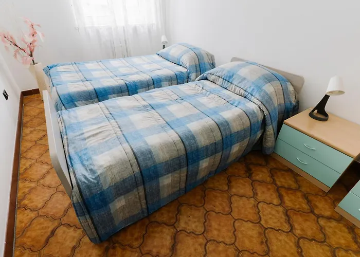 Colombo Center Welcome A&a *